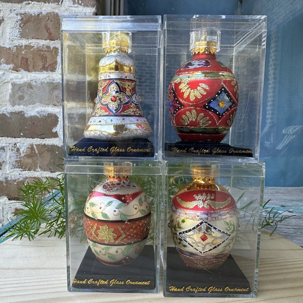 Designers Studio LTD Series 3.5 Inch Handcrafted Christmas 4‎ Glass Ornaments